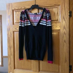 Rue 21 soft hooded sweater with snowflake design. Large. EUC.
